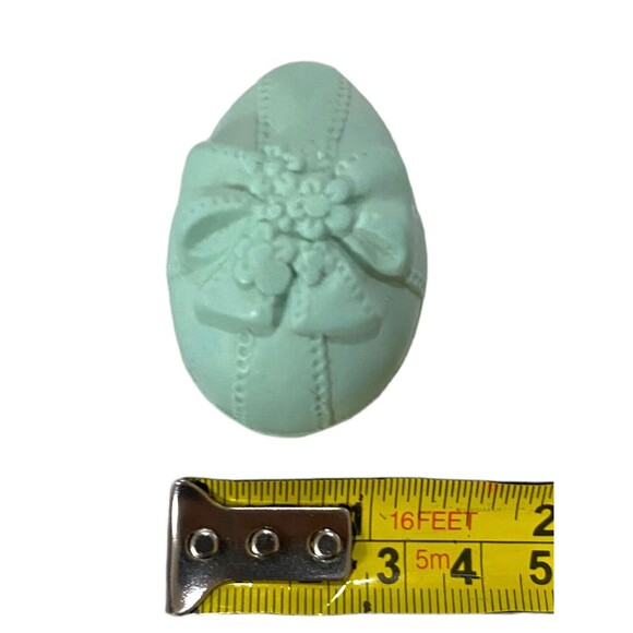 Vintage AVON Set Of 3 Pastel N' Pretty Soaps - Fresh Spring Scent - New In Box - Picture 11 of 12